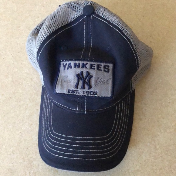 NY Yankees retro look casual fit baseball cap - Picture 1 of 9